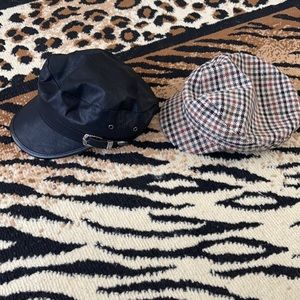 2 women’s hats